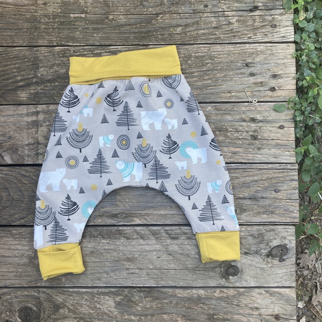 sarouel évolutif bébé disponible du 6 mois au 4 A.